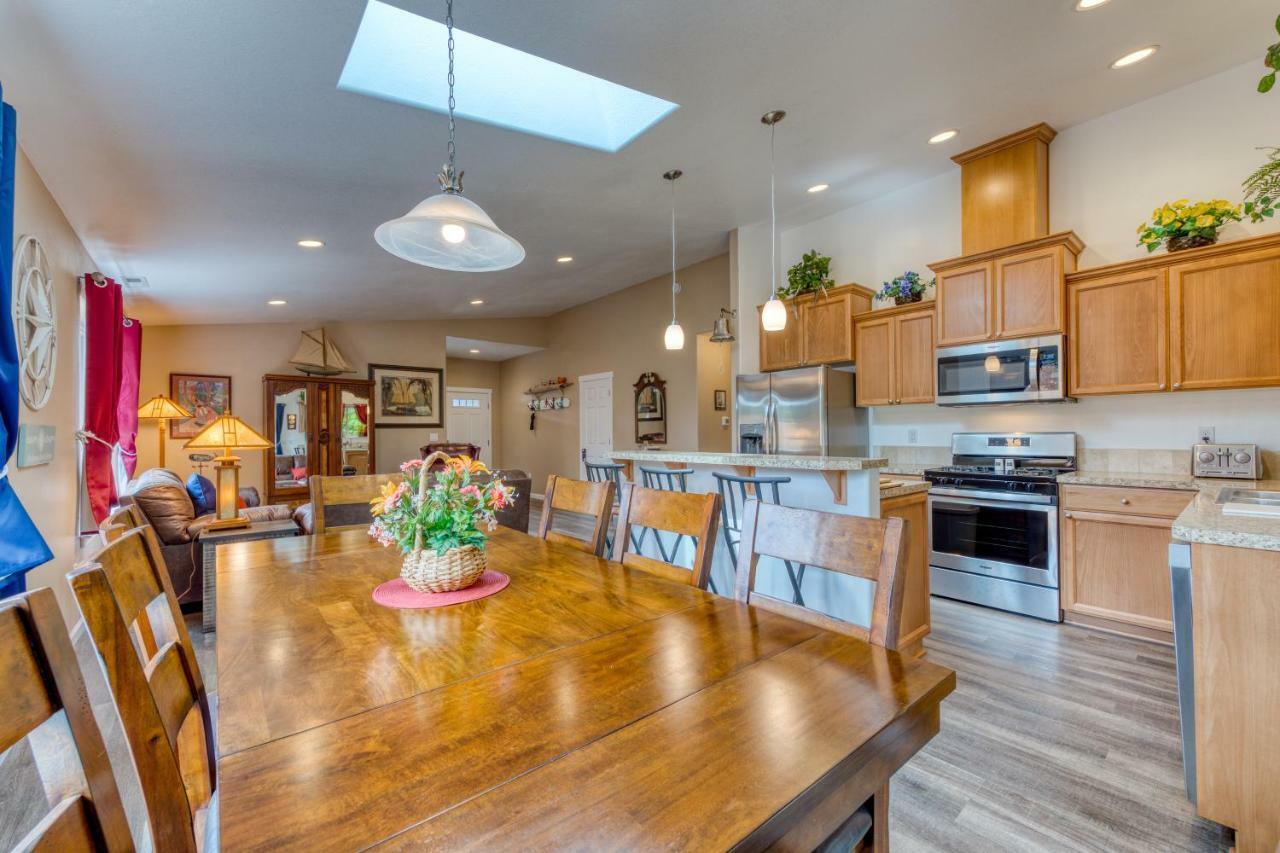 The Captain'S Quarters Rockaway Beach Luaran gambar